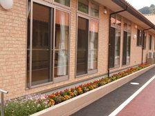 有料老人ホーム ロイヤル直川/ デイ・サービス ロイヤルなおかわ