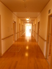 有料老人ホーム ロイヤル直川/ デイ・サービス ロイヤルなおかわ